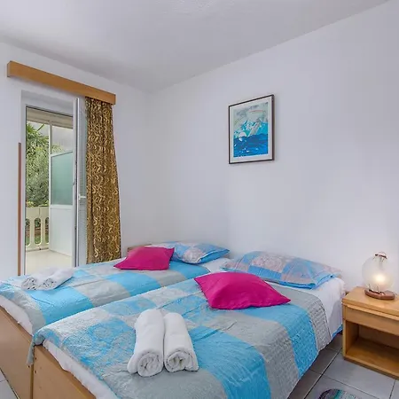 게스트하우스 Emili 3*