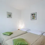 Pensión Emili 3*
