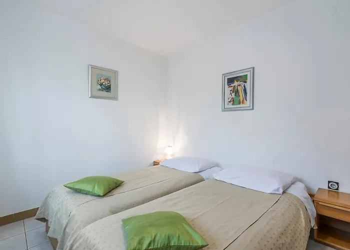 Gasthuis Emili 3*